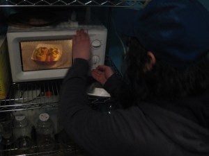 Brn-n-Srv shows that htdg who's boss!